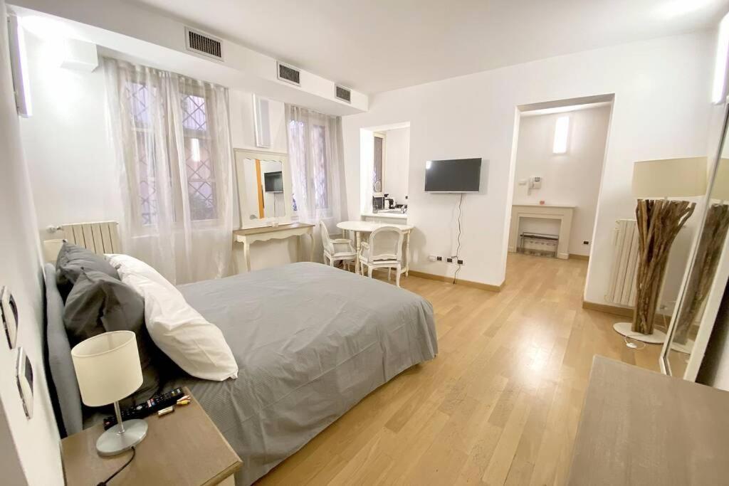 Boutique Apartment In Milano Center: Duomo Scala Zewnętrze zdjęcie