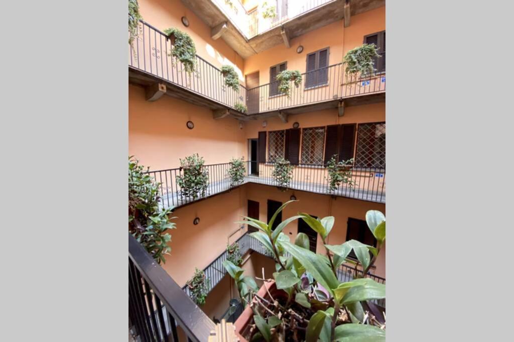Boutique Apartment In Milano Center: Duomo Scala Zewnętrze zdjęcie
